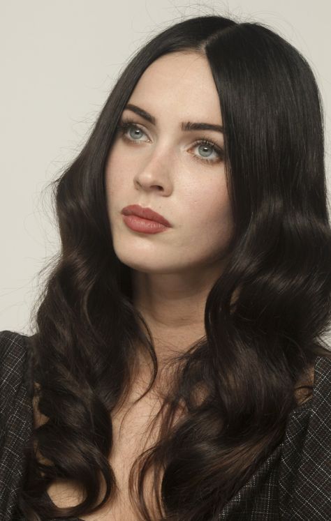 Megan Fox Black Hair Female, Rachel James, Megan Denise Fox, Jennifer's Body, Long Dark Hair, Female Actresses, Megan Fox, Human Hair Extensions, Prom Hair