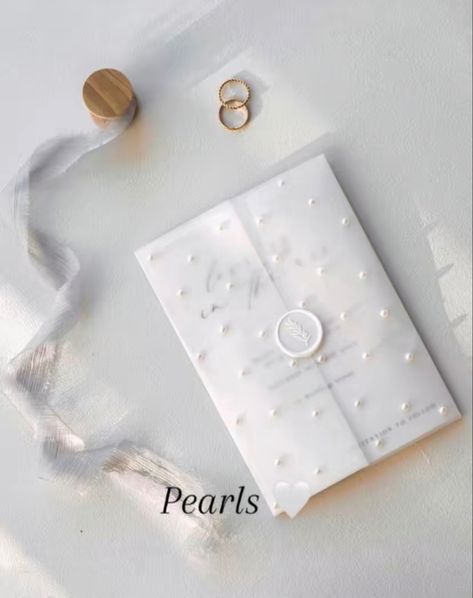 Pearl Theme Wedding, Pearl Wedding Theme, Pearls And Prosecco Theme, Pearl Themed Wedding, Pearl Themed Party, Pearl Wedding Decorations, Pearls Wedding Theme, Pearl Wedding Invitations, Retro Wedding Theme