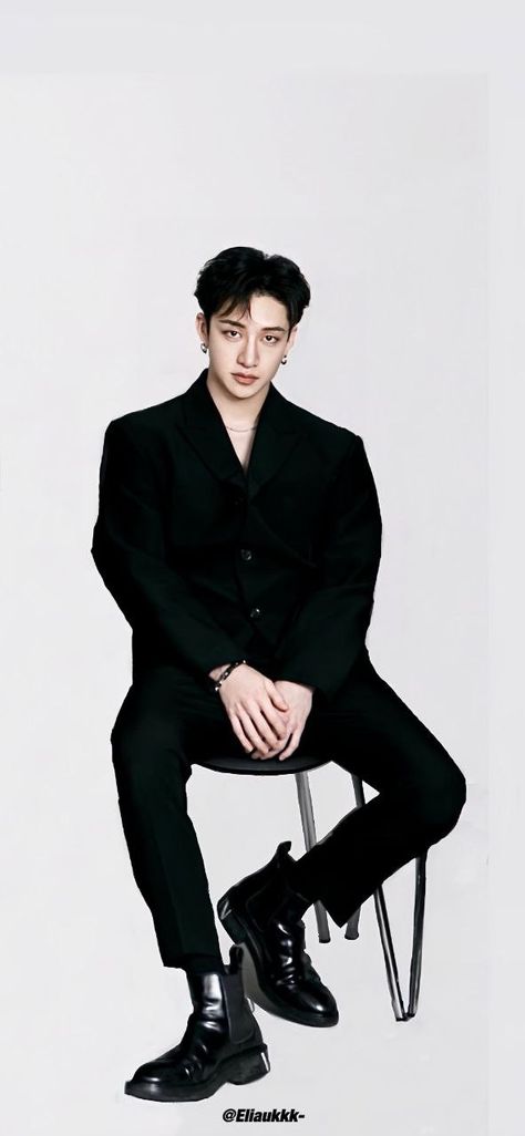 Bangchan Full Body Photoshoot, Bangchan Suit Black, Bang Chan Full Body Pic, Bangchan In A Suit, Bangchan Standing, Bangchan In Suit, Bang Chan Full Body, Bangchan Suit, Christopher Chan