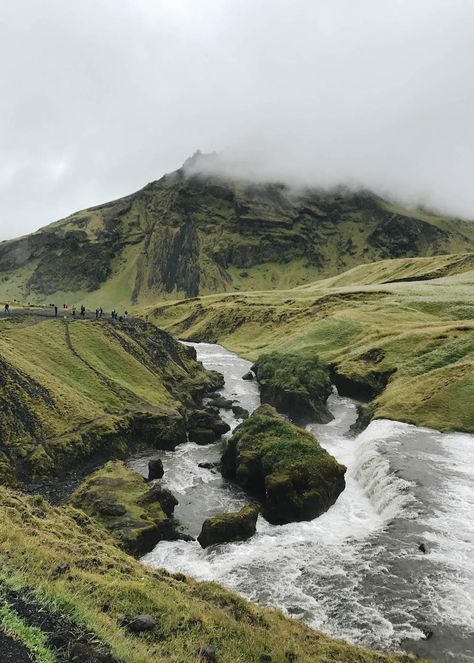 7 Days In Iceland, Skogafoss Iceland, Iceland Ring Road, Iceland Nature, Landscape Design Drawings, Iceland Photos, Iceland Road Trip, Iceland Itinerary, Foreign Travel