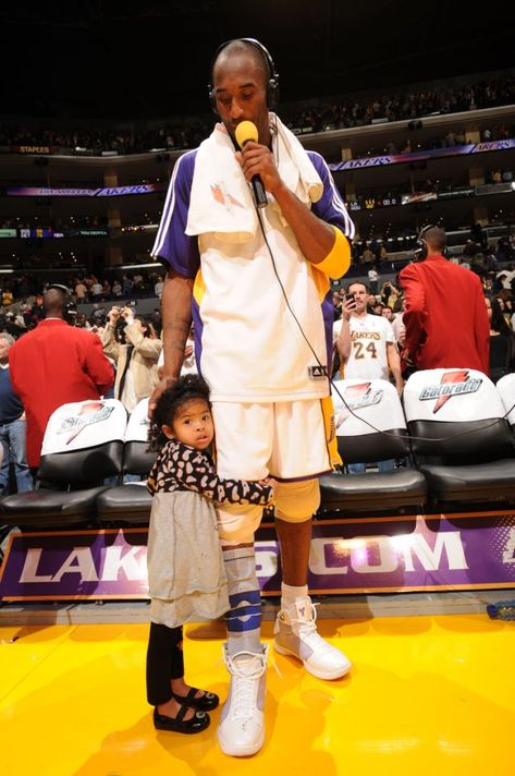 Kobe And Gigi, Kobe Bryant Daughters, Kobe Bryant Quotes, Curry Nba, Kobe Bryant Family, Kobe & Gigi, Vanessa Bryant, Kobe Bryant Pictures, Kobe Bryant Black Mamba