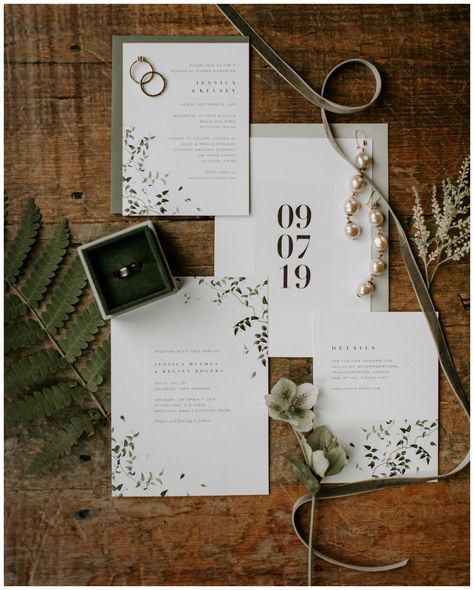 Rustic and modern wedding invitation suite. Wedding invite styling. Wedding details flat lay inspo. Photography by Scarlet Roots. Non Traditional Wedding Ring, Wedding Invitation Styles, Design Invitation, Wedding Details Photography, Wedding Invitation Inspiration, Blueberry Jam, Mini Jars, Farmhouse Wedding, Flat Lay Photography