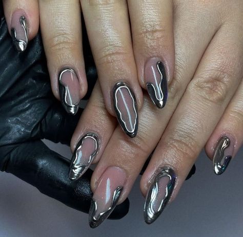 Silver Nails Metallic, Metalic Nails Aesthetic, Silver Chrome Drip Nails, Metallic Aura Nails, Melted Chrome Nails, Metallic Design Nails, Melted Metal Nails, Mettalic Nail, Molten Metal Nails