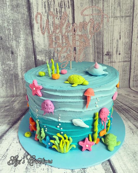 Ocean Fondant Cake, Ocean Themed Cakes, Sea Animal Party, Ocean Birthday Cakes, 1st Birthday Cake Ideas, Fish Cake Birthday, Oneder The Sea, Sea Cake, Ocean Cakes