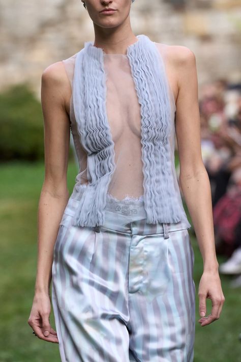 Collina Strada Spring 2025 Ready-to-Wear Fashion Show | Vogue Luxe Lounge, Spring 2025, Film Strip, Vogue Runway, Only Fashion, Design Inspo, Fashion Show, Ready To Wear, Spring Summer