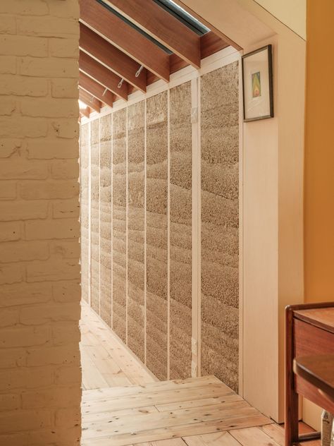 Hempcrete Furniture, Plaster Walls Interior, Hempcrete Architecture, Rough Textured Walls, Brick Interior Design, London Kitchen, Stone Architecture, Victorian Home, London House