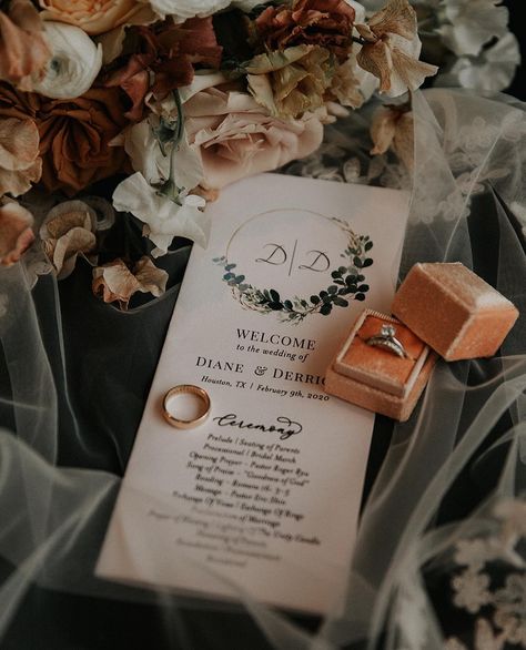 Nothingsqueen94 Flat Lay Photography Wedding, Details Flatlay, Wedding Flatlay, Detail Photography, Berry Wedding, Details Photography, Wedding Accesories, Wedding Details Photography, Wedding Flats