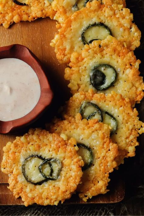 Pioneer Woman Jalapeno Cheese Crisps Pioneer Woman Recipes Sides, Baked Cheese Snacks, Cheese Crisps Recipe, Pepper Jelly Appetizer Recipes, Easy Airbnb Meals, What To Make With Jalapenos, Fresh Jalapeno Recipes Appetizers, Fried Cheese Crisps, Jalapeño Cheese Crisps