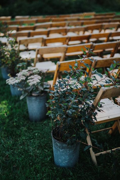 Rustic Flower Pot Aisle Decorations of Wildflowers Potted Plants Wedding, Construction Project Manager, Rustic Sweetheart Table, Secret Home, Travel Inspired Wedding, Plants Wedding, Rustic Farm Table, Plant Wedding, Aisle Decorations