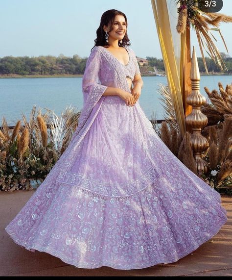 Pastel Lehenga Bridesmaid, Indian Bridesmaids Outfits Ideas, Indian Bridesmaid Outfit, Indian Bridesmaid Dress, Bridesmaid Outfit Ideas, Indian Bridesmaids Outfits, Bridesmaid Dress Ideas, Bridesmaid Lehengas, Pastel Lehenga