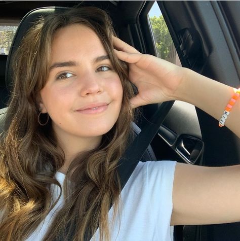 Bailey Madison, Isabela Moner, Mark Smith, Bailee Madison, Sending Love, Poor Children, Celebrity Look, Look Alike, Girl Crush