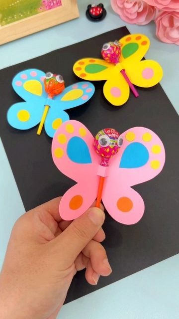 Lollipop Craft Ideas, Lollipop Crafts For Kids, Butterfly Lollipop, Lollipop Butterfly, Lollipop Craft, Craft Ideas Paper, Valentine's Day Crafts For Kids, Paper Craft Ideas, Kids Ministry