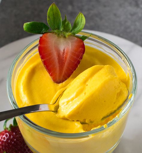 Canned Mango, Eid Baking, Mango Dessert Recipes, Frosting Recipes Easy, Mango Mousse, Mango Pudding, Mango Dessert, Recipes With Whipping Cream, Mango Puree