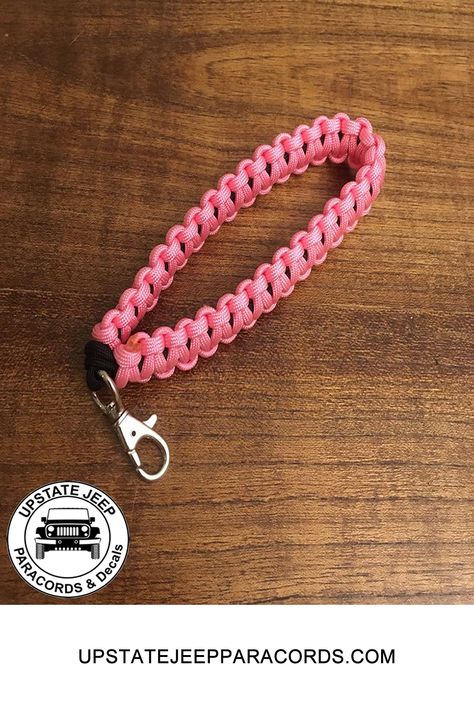 Paracord Wrist Strap, Paracord Wristlet Keychain Diy, Knots Keychain, Paracord Wristlet, Knot Keychain, Paracord Crafts, Paracord Projects Diy, Paracord Bracelet Patterns, Paracord Ideas