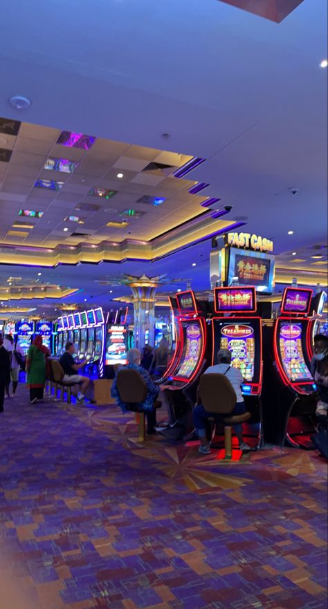 Las Vegas Gambling Aesthetic, Rose Alfieri, Casino Lights, Vegas Casino Aesthetic, Las Vegas Casino Aesthetic, Las Vegas Casino, Casino Aesthetic, Vegas Aesthetic, Las Vegas Aesthetic