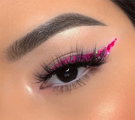 Benefit Cosmetics Hot Pink Glitter Wing by @anban20 Hot Pink Make Up Looks, Hoco Makeup Pink Dress, Pink Eyeliner Makeup Looks, Makeup For Neon Pink Dress, Prom Makeup For Brown Eyes Hot Pink Dress, Prom Makeup Hot Pink Dress, Prom Makeup For Hot Pink Dress, Hot Pink Hoco Makeup, Hot Pink Eye Makeup Looks