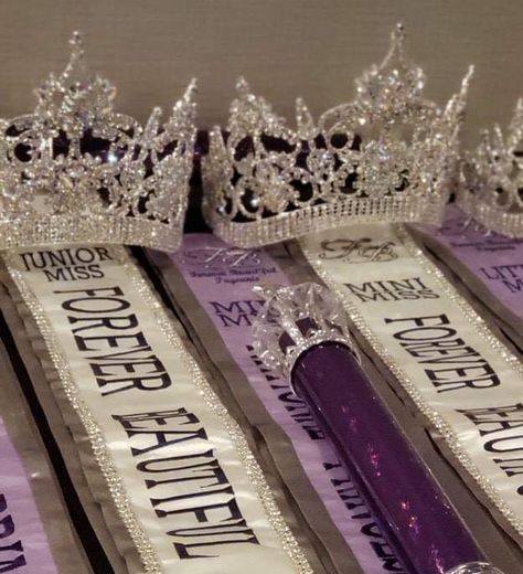 Beauty Pagents Aesthetic, Pageants Aesthetics, Beauty Pageant Aesthetic, Pageant Aesthetic, Pageant Prep, Teen Pageant, Miss Pageant, Pageant Life, Miss Teen Usa