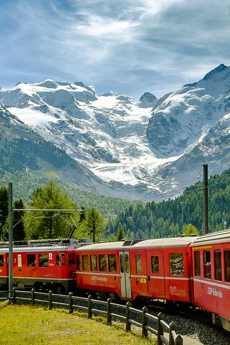 Switzerland Mountains, Europe Train, Andermatt, Travel Photography Tips, Chur, Interlaken, Switzerland Travel, Train Journey, Zermatt