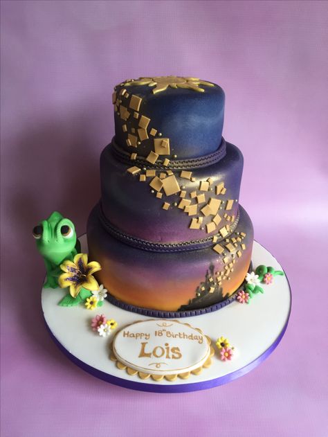 Tangled Birthday Cake Aesthetic, Tangled Themed Birthday Cake, Tangled Themed Sweet 16 Cake, Rapunzel Sweet 16 Cake, Tangled Themed 18th Birthday, Tangled Theme Cake, Tangled Birthday Party Decorations, Tangled Themed Sweet 16, Tangled Birthday Cake