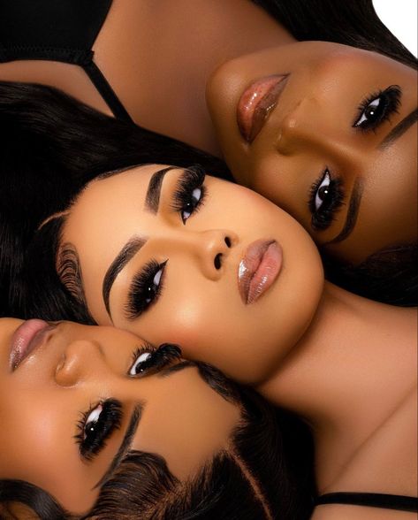 Esthetician Inspiration, Makeup Artist Branding, Pretty Lashes, Beautiful Photoshoot Ideas, Sisters Photoshoot, Hair Photography, Business Photoshoot, Branding Photoshoot Inspiration, Glam Photoshoot