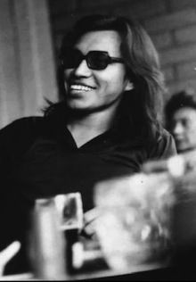 Sixto Rodriguez, who stayed true to himself and his art in the 1960s/70s without getting any worldwide recognition (which he definitely deserved) nearly 50 years later. Sixto Rodriguez, Rollin Stones, Music Pics, Music Icon, Interesting Faces, Kinds Of Music, The 1960s, Inspirational People, Bob Marley