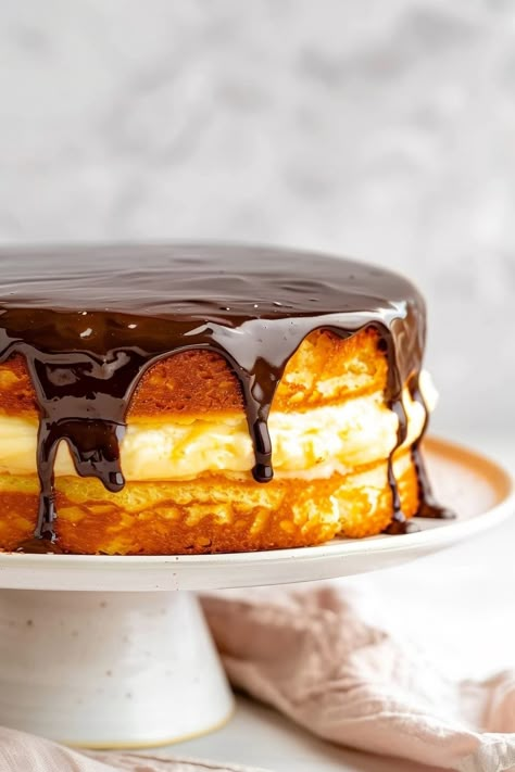 Boston Cream Pie - Insanely Good Boston Cream Cake Easy, Authentic Boston Cream Pie, Original Boston Cream Pie Recipe, Boston Creme Pie, Boston Cream Pie Recipe, Boston Cream Cake, Boston Cream Pie, Boston Cream, Vanilla Custard