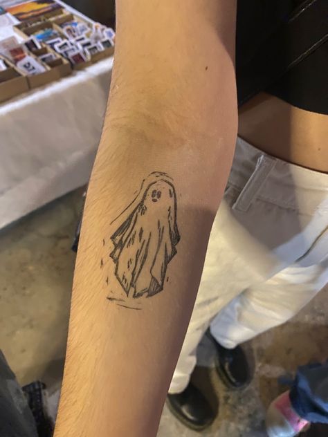 Motion Sickness Phoebe Bridgers Tattoo, Stranger In The Alps Tattoo, Phoebe Tattoo, Pheobe Bridgers Tattoo Ideas, Phoebe Bridgers Tattoo, Stranger In The Alps, Tramp Stamps, Weird Tattoos, Phoebe Bridgers