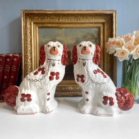 Edwardian England, Welsh Blanket, Porcelain Dog, Painted Faces, Staffordshire Dog, English Pottery, Spaniel Dog, Stoke On Trent, Dog Decor