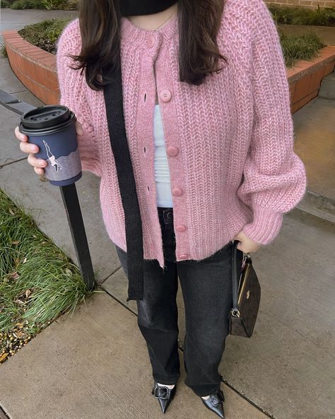 pink cardigan moments 💖 #cardigan #fallfashion #fallstyle #falloutfits #casualstyle Rose Pink Cardigan Outfit, Pink Cardigan Aesthetic, Oversized Pink Cardigan, Pink Oversized Cardigan, Fitted Pink Crochet Cardigan, Pink Cardigan Outfit, Brown Cardigan, Cardigan Outfit, Pink Cardigan