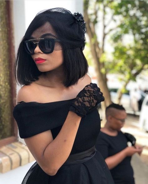 Black Women Dress, Derby Outfits, Classy Gowns, Fascinator Hairstyles, Exotic Women, Office Outfits Women, Design Dresses, Classy Dress Outfits, Women's Hats