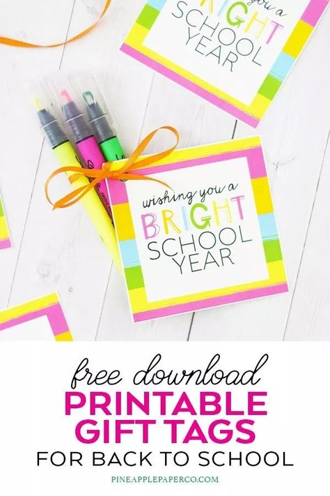 Free Printable Bright School Year tags for a Easy Teacher or Student Gift Ideas by Pineapple Paper Co. These free printable teacher gift tags make an EASY Back to School gift idea! #backtoschool #freeprintable #teachergiftideas #teachergift #studentgift #backtoschoolgift #printabletag #gifttag #backtooschoolideas Bright School Year, Student Gift Ideas, Back To School Gifts For Kids, Easy Teacher Gifts, Teacher Gift Tags, Free Printable Tags, Free Printable Gift Tags, Free Gift Tags, School Teacher Gifts