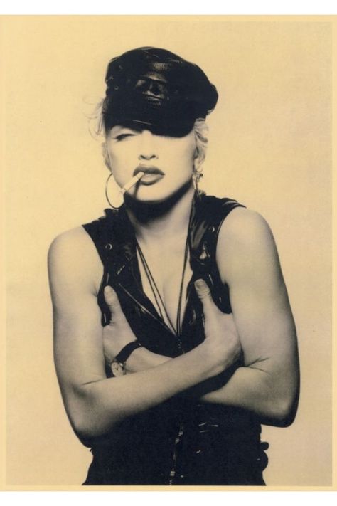 Madonna Poster, New York In August, 80s Poster, 80s Art, Madonna 80s, Women Poster, Mtv Videos, Video Music Awards, Mtv Video Music Award