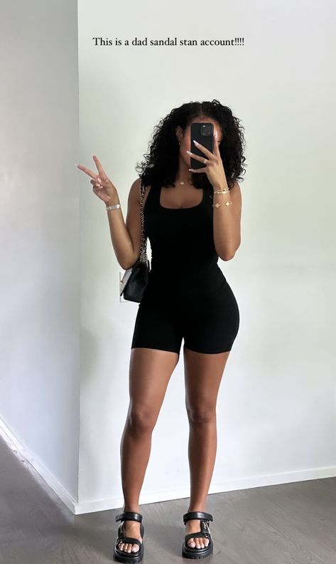 One Piece Workout, Yoga Bodysuit, Errands Outfit, Push Up Workout, Jumpsuit For Women, Romper Shorts, Yoga Suit, Effortlessly Chic Outfits, Looks Party