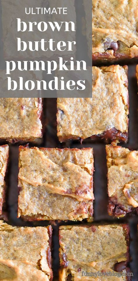 Blondies Recipe Classic, Blondies Healthy, Chocolate Chip Blondies Recipe, Pumpkin Blondies Recipe, Friendsgiving Dessert, Brown Butter Blondies, Blondies Recipe Easy, Pumpkin Blondies, Chocolate Chip Blondies