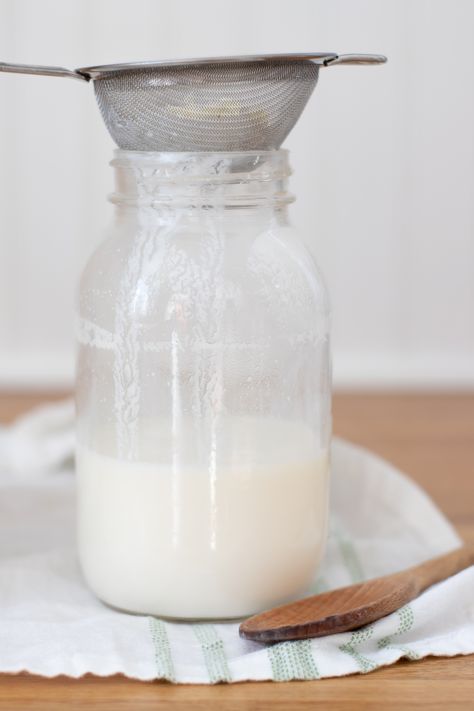 How To Make Milk Kefir At Home - The Homestyle Cottage Making Kefir At Home, Milk Kefir Grains, Fermented Dairy, Grocery Store Items, Kefir Recipes, Fermented Milk, Kefir Grains, Kombucha Tea, Milk Kefir