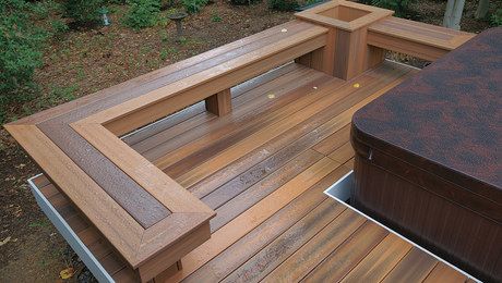 Diy Deck Bench, Deck Bench Seating, Deck Benches, Diy Decks, Deck Bench, Deck Renovation, Deck Landscaping, Big Deck, Raised Gardens