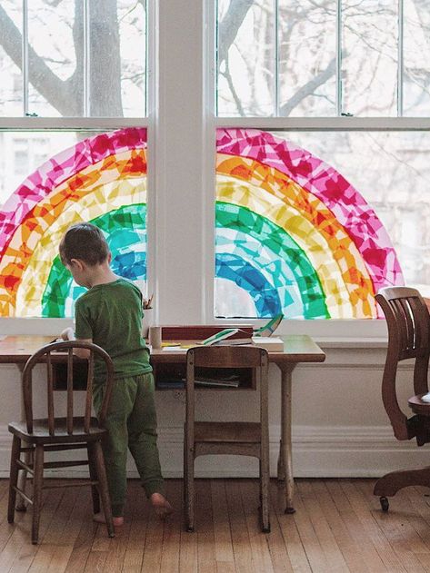 rainbow window decorations Tissue Paper On Windows, Tissue Paper Window Art, Rainbow Window Display, Classroom Window Ideas, Diy Rainbow Decorations, Tissue Paper Rainbow, Stained Glass Window Art, Classroom Window, Stain Glass Window Art