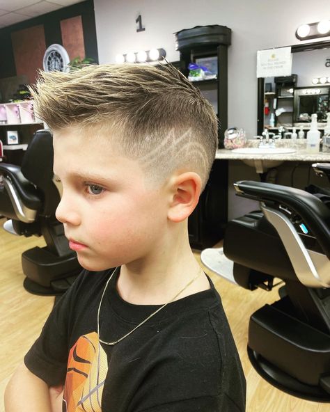 Fohawk Haircut Fade With Design, Fohawk Boys, Mohawk Kids, Lightening Bolt Boy Haircut, Kids Mow Hawks, Fohawk Haircut Fade Kids, Kids Burst Fade, Boys Haircut Designs Lines, Boys Fohawk Haircut Kids