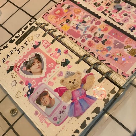 BTS journal/Taehyung journal/K-pop journal ideas K Pop Journal Ideas, Taehyung Journal, K Pop Journal, Bts Journal, Pop Book, Diary Ideas, Love W, Bullet Journal Ideas Pages, Journal Ideas