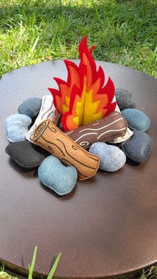 Games & Puzzles in Toys - Etsy Kids Flame felt campfire. Campeggio in casa Felt Campfire, Camp Read, Projek Menjahit, Selling Handmade Items, Felt Food, Sewing Toys, Felt Diy, Felt Toys, Baby Things