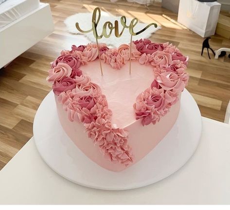 Personalized Birthday Cake, Anniversary Cake Designs, Happy Anniversary Cakes, Chocolate Cake Designs, Elegant Birthday Cakes, Simple Cake Designs, Special Cakes, Mini Cakes Birthday, Creative Cake Decorating