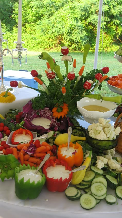 wedding reception Fruit Display Wedding, Vegetable Display, Veggie Display, Wedding Fruit, Appetizer Display, Cheese Display, Fruit Table, Appetizers Table, Wedding Appetizers