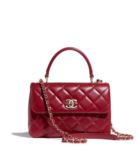 Handbags of the Fall-Winter 2019/20 CHANEL Fashion collection : Small Flap Bag with Top Handle, lambskin & gold-tone metal, dark pink on the CHANEL official website. Outfits Dr, Summer Purses, Mode Chanel, Cheap Purses, Popular Handbags, Handbags Affordable, Cheap Handbags, Cheap Bags, Chanel Bags