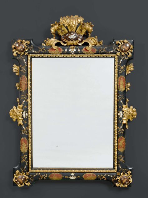 date upsecified IMPORTANT MIRROR WITH PAINTED LACQUER, Regency and later, Venice. Sold for CHF 34 000 (hammer price) Mirrors Vintage, Royal Frame, Pearl Flowers, Antique Mirrors, Ornate Mirror, Miniature Portraits, Beautiful Mirrors, Antique Frames, Portrait Frame