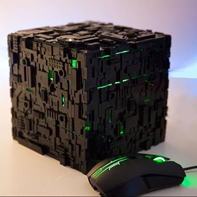 Borg Cube, Custom Computer Case, The Borg, Computer Gaming Room, Micro Computer, Computer Build, Custom Computer, Pc Gaming Setup, Video Game Rooms