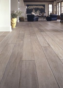 Love these floors. White washed Driftwood Flooring, Hardwood Floors Dark, Refinishing Hardwood Floors, Wood Floors Wide Plank, Quarter Sawn White Oak, Oak Wood Floors, Refinishing Floors, White Oak Floors, White Oak Wood