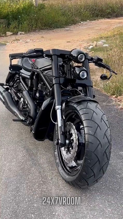 Vrod Custom, V Rod Custom, Harley V Rod, Softail Bobber, Мотоциклы Harley Davidson, Custom Motorcycles Harley, Stylish Bike, Scrambler Custom, Image Moto