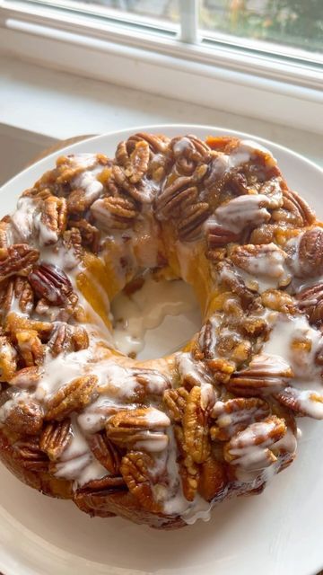 Jennifer Amicis on Instagram: "I am on full baking mode for the fall and im always looking for ways to make it easier.  Using a can of pillsbury cinnamon rolls and some pecans combined for the perfect cake.  This actually is wonderful at breakfast and for afternoon coffee.  Fall baking is the best 🍁🧡🍂

#baking #bakinglove #bakingacake #bakingfromscratch #bakingfun #baker #homemade #homemadewithlove #pillsburydoughboy #pillsbury #cinnamonrolls #fallvibes" Pecan Cinnamon Roll Bundt Cake, Can Cinnamon Rolls Ideas Pillsbury, Pilsbury Cinnamon Rolls, Pillsbury Cinnamon Roll Recipes, Thanksgiving Buffet Table, Pumpkin Pull Apart Bread, Pecan Cinnamon, Candle Recipe, Thanksgiving Buffet