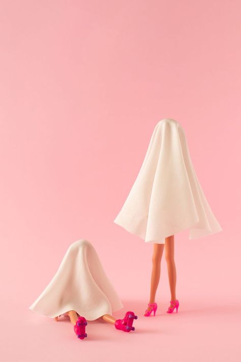 Girls in white ghost costume with rollers and high heels on pink background.. Creative halloween funny party concept. Aesthetic Ghost Costume, Party Pink Aesthetic, White Ghost Costume, Aesthetic Ghost, Party Concept, Halloween Wallpaper Iphone Backgrounds, Barbie Halloween, Pink Costume, Ghost Costume