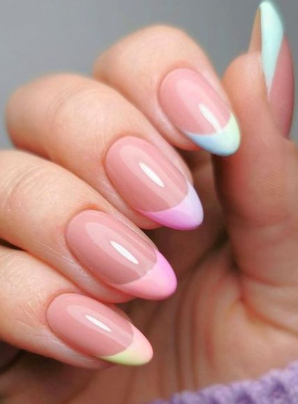 Easter Nails Squoval, Art Trends 2023, Easter Nail Ideas, Easter Nails Easy, Easter Nail Art Designs, Accent Nail Designs, Pastel Nail Art, Rainbow Nail Art, Festive Manicure